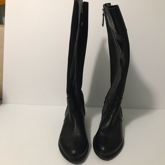 Isaac Mizrahi Live Black Leather Boots style Toby in 7.5 wide and wide calf. - Picture 4 of 13